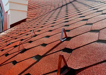 Замена шифера на гибкую черепицу SHINGLAS